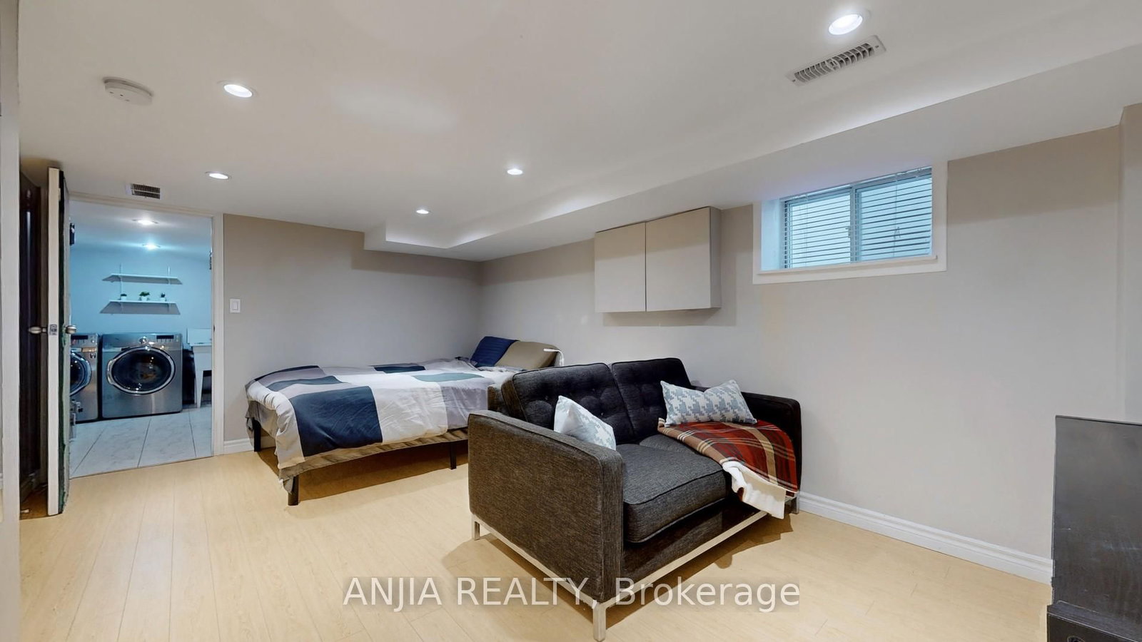 691 Greenwood Avenue • Toronto, ON photo 27