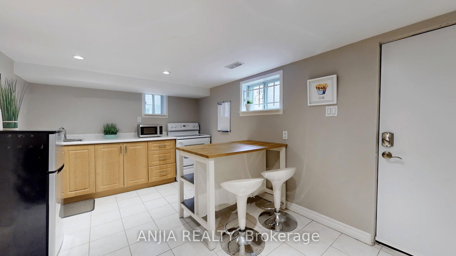 691 Greenwood Avenue • Toronto, ON photo 30