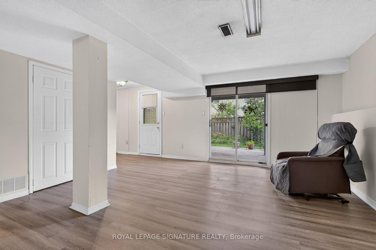 1642 Pepperwood Gate • Pickering, ON photo 38