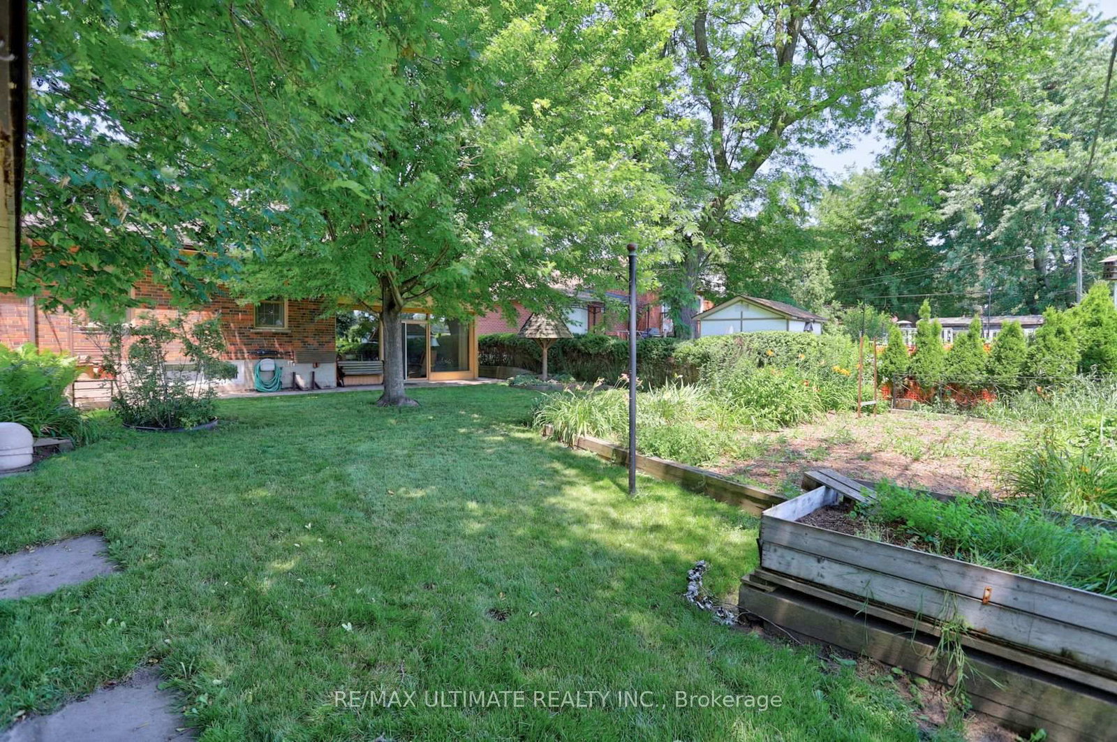 81 Flora Drive • Toronto, ON photo 47