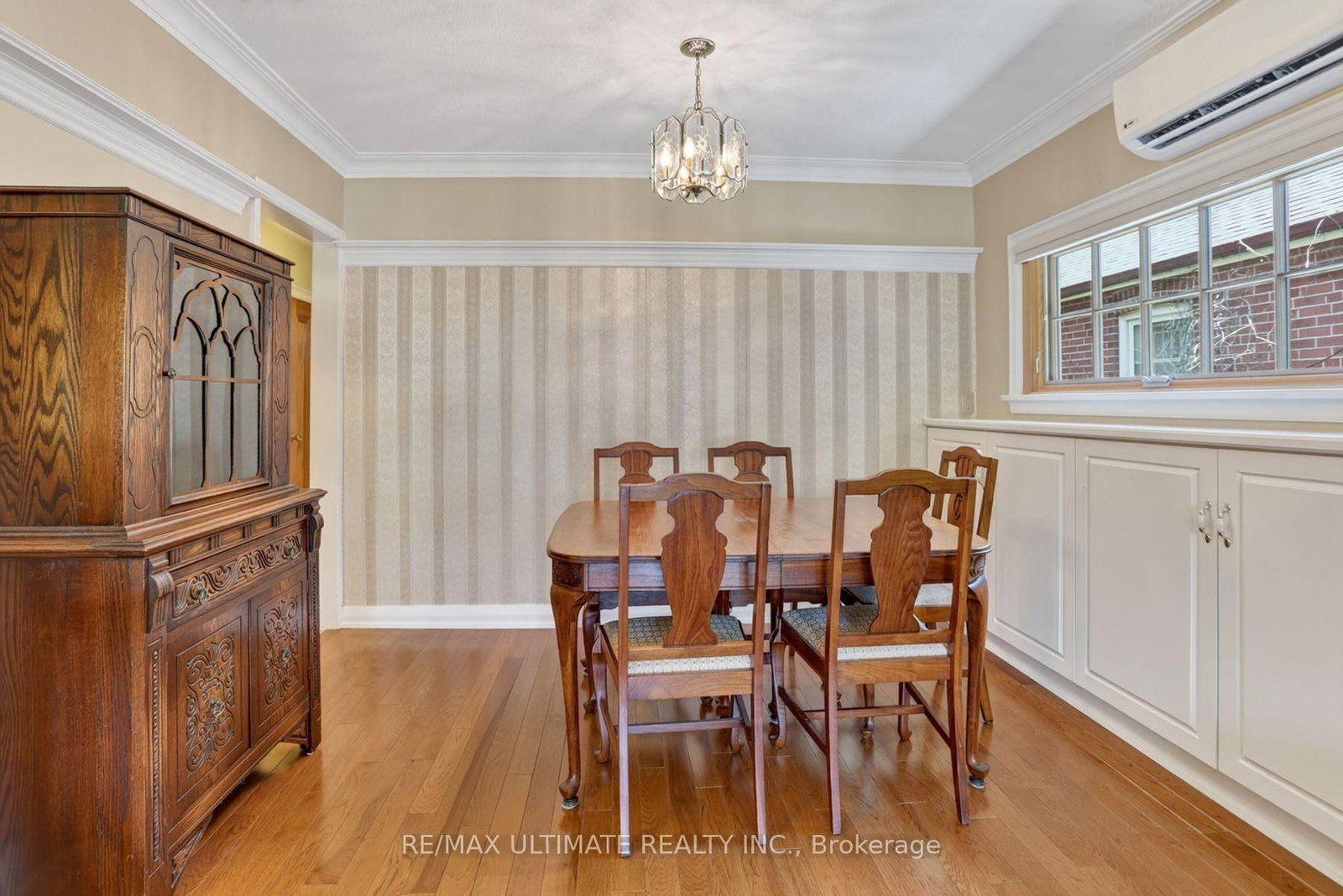 81 Flora Drive • Toronto, ON photo 9