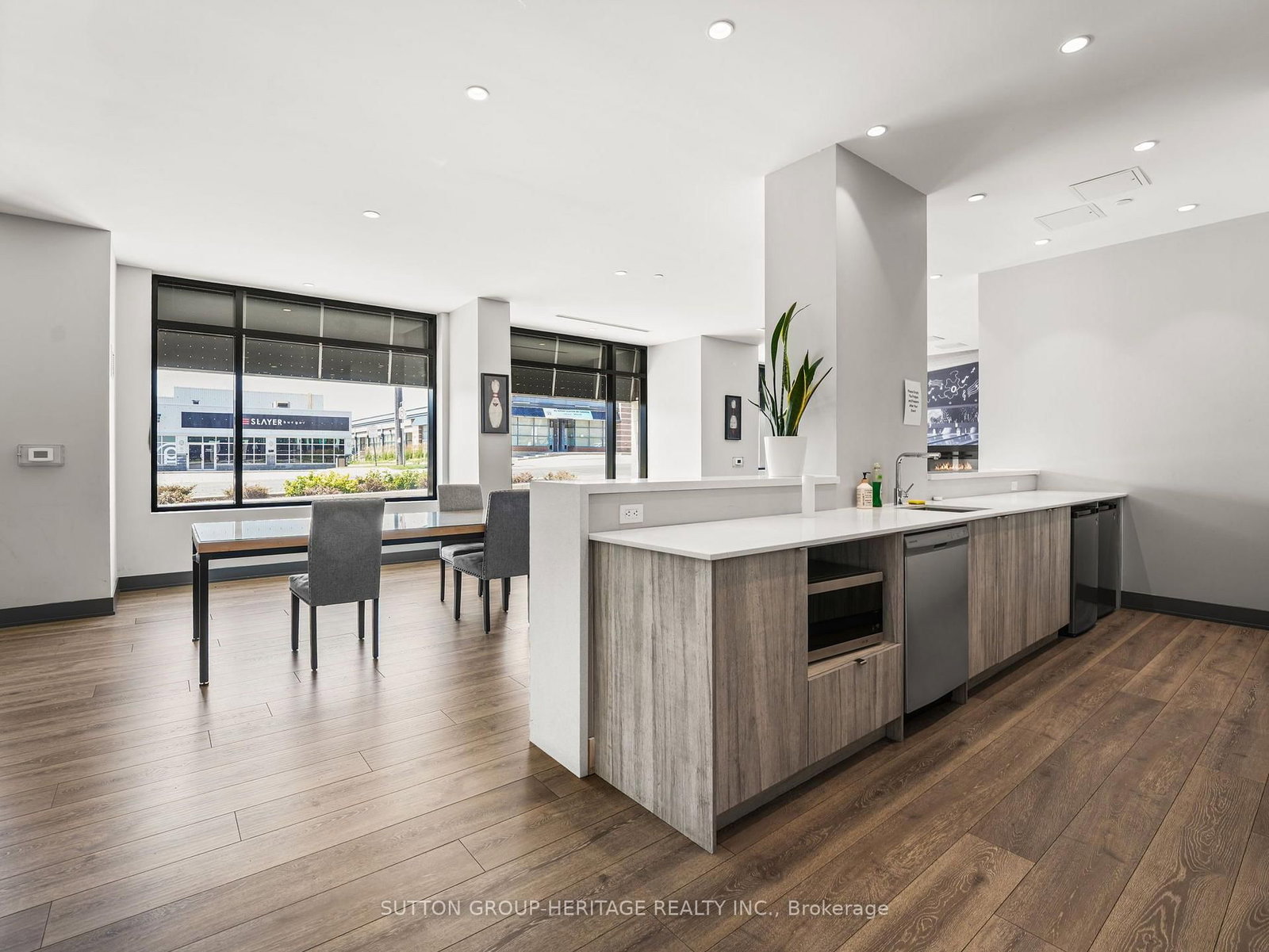 1401 O'Connor Drive • #702 • Toronto, ON photo 30