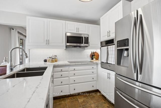 12 Jason Drive • Whitby, ON photo 17