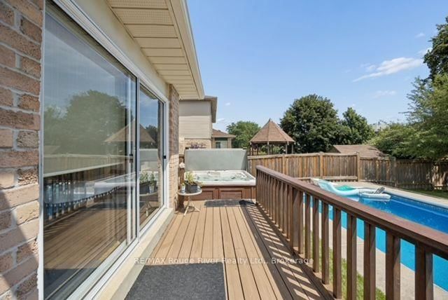 12 Jason Drive • Whitby, ON photo 41