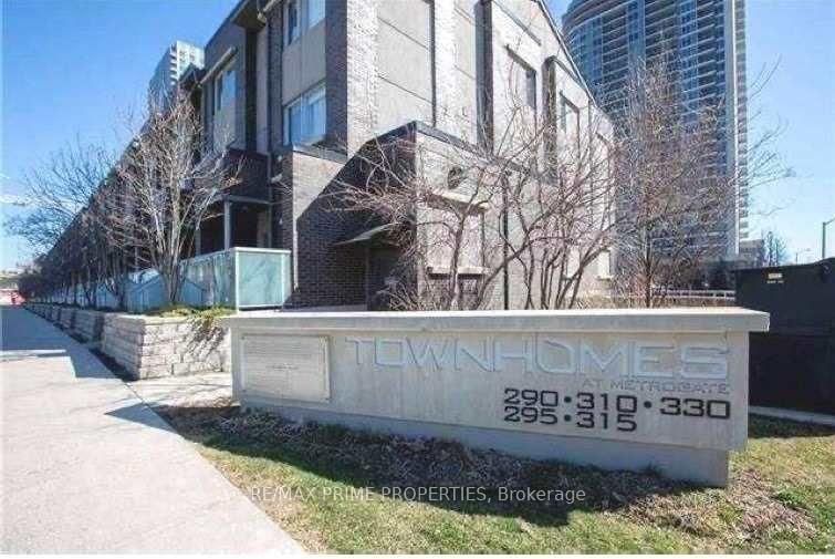 Th69-315 Village Green Square, Toronto, ON