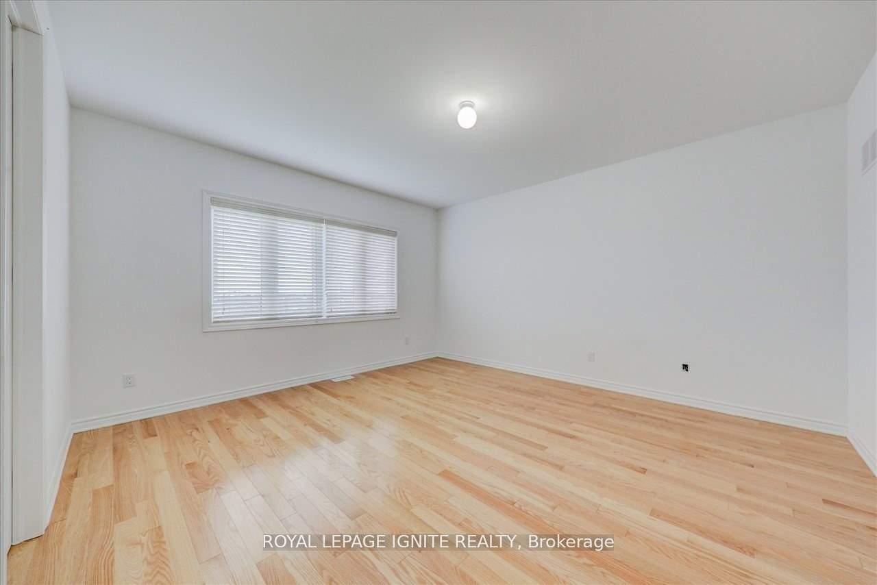 96 Closson Drive • Whitby, ON photo 11