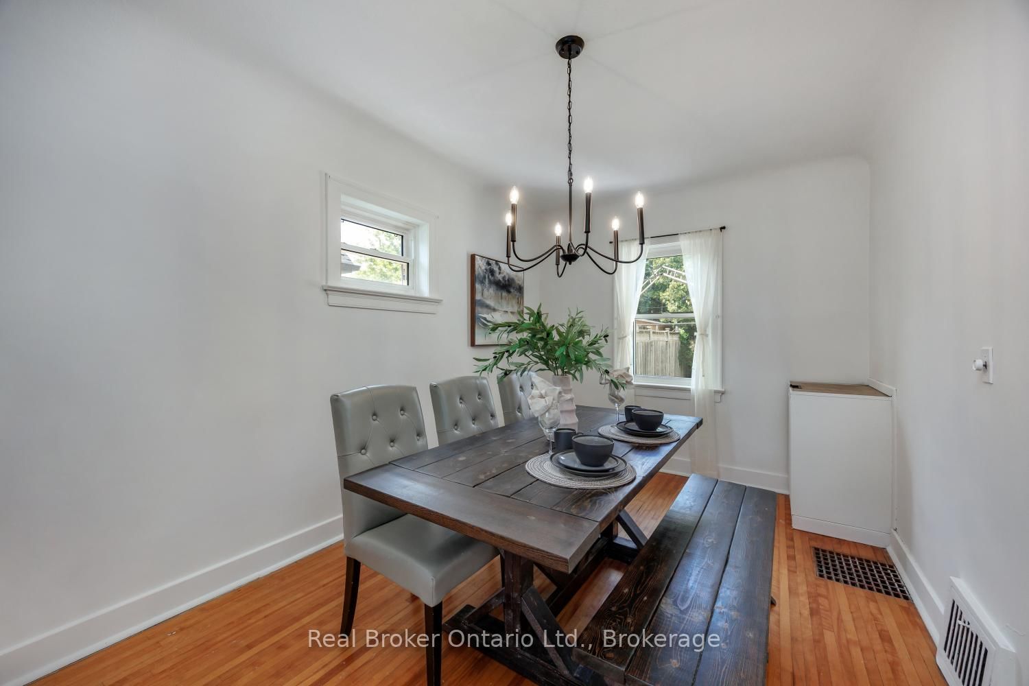 248 Mitchell Avenue • Oshawa, ON photo 10