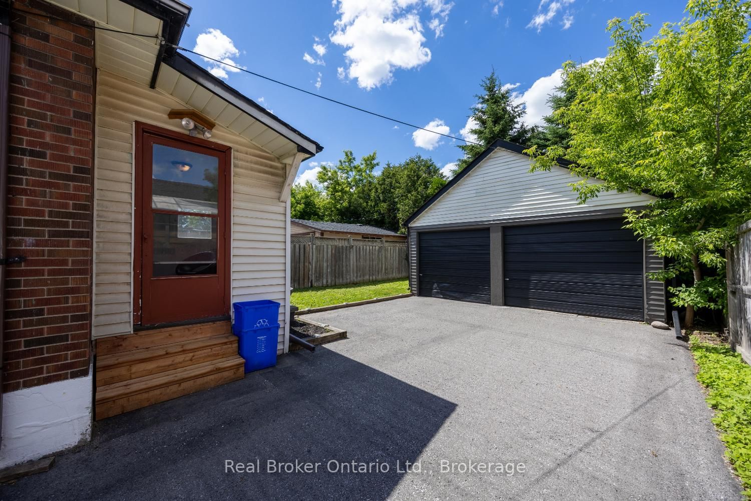 248 Mitchell Avenue • Oshawa, ON photo 26