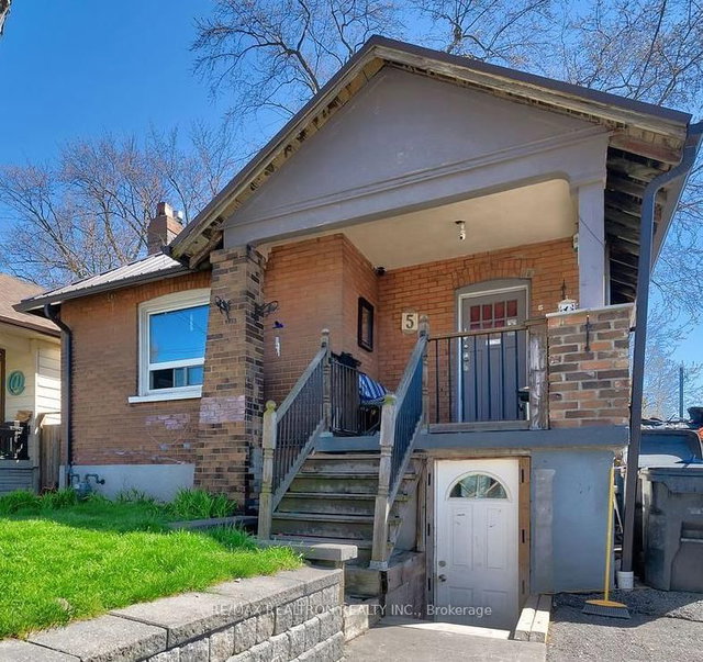 5 Elward Boulevard