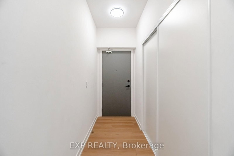 203 - 1010 Dundas Street E