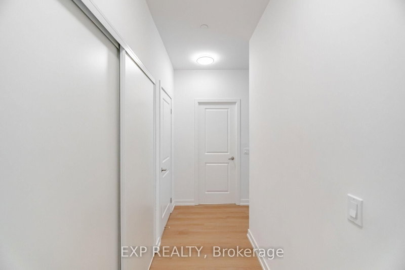 203 - 1010 Dundas Street E