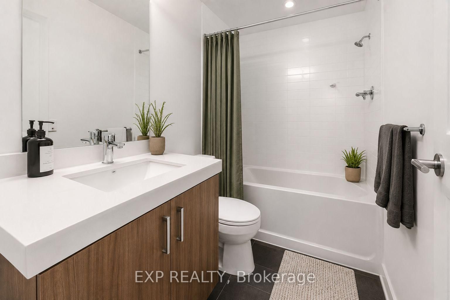 1010 E Dundas Street • #203 • Whitby, ON photo 9