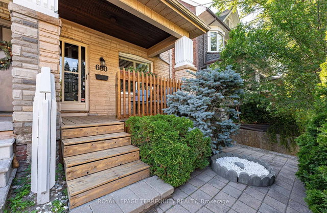680 Woodbine Avenue