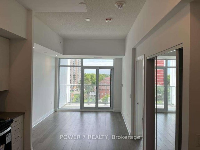 611 - 3220 Sheppard Avenue N