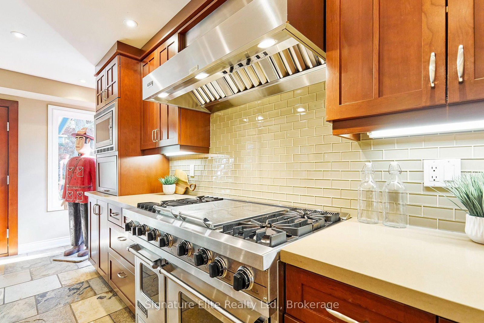 1 Pine Ridge Drive • Toronto, ON photo 13