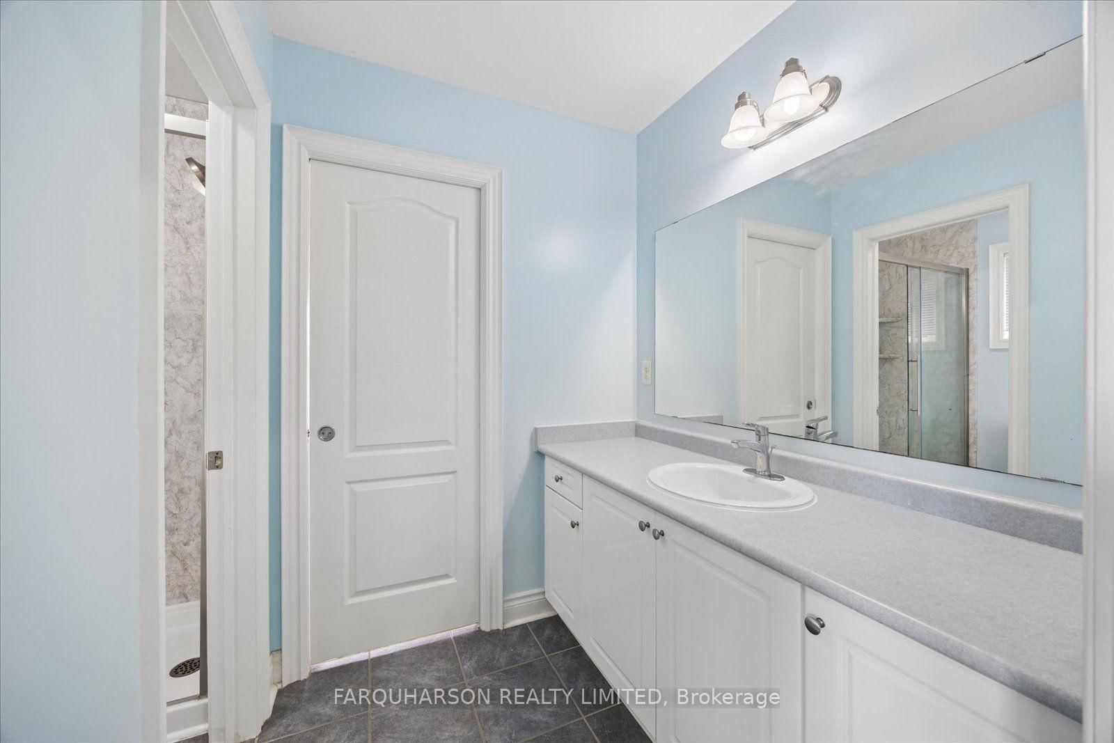 38 Keiffer Court • Whitby, ON photo 19
