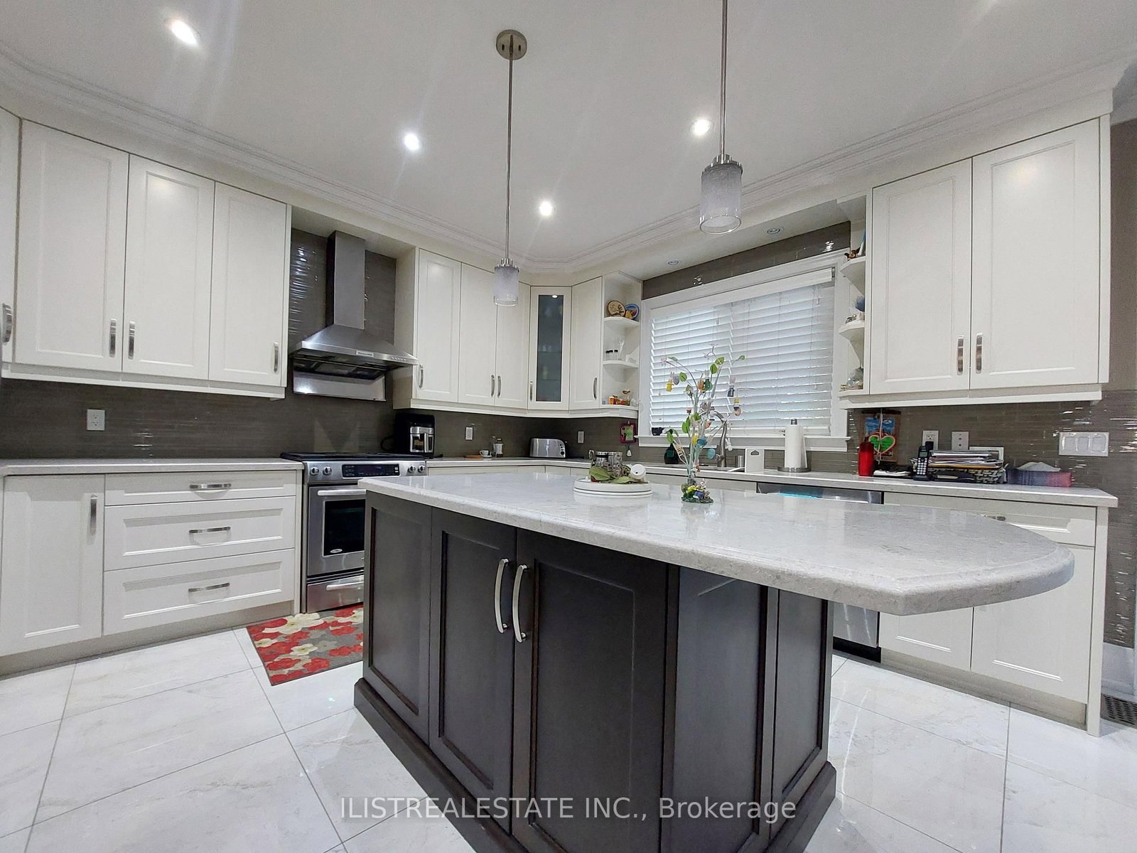 59 Princemere Crescent • Toronto, ON photo 10