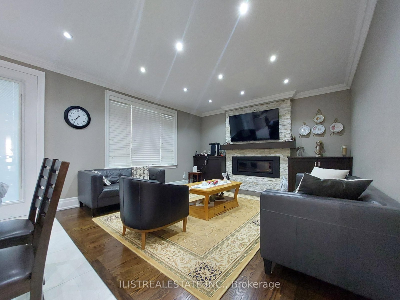 59 Princemere Crescent • Toronto, ON photo 11