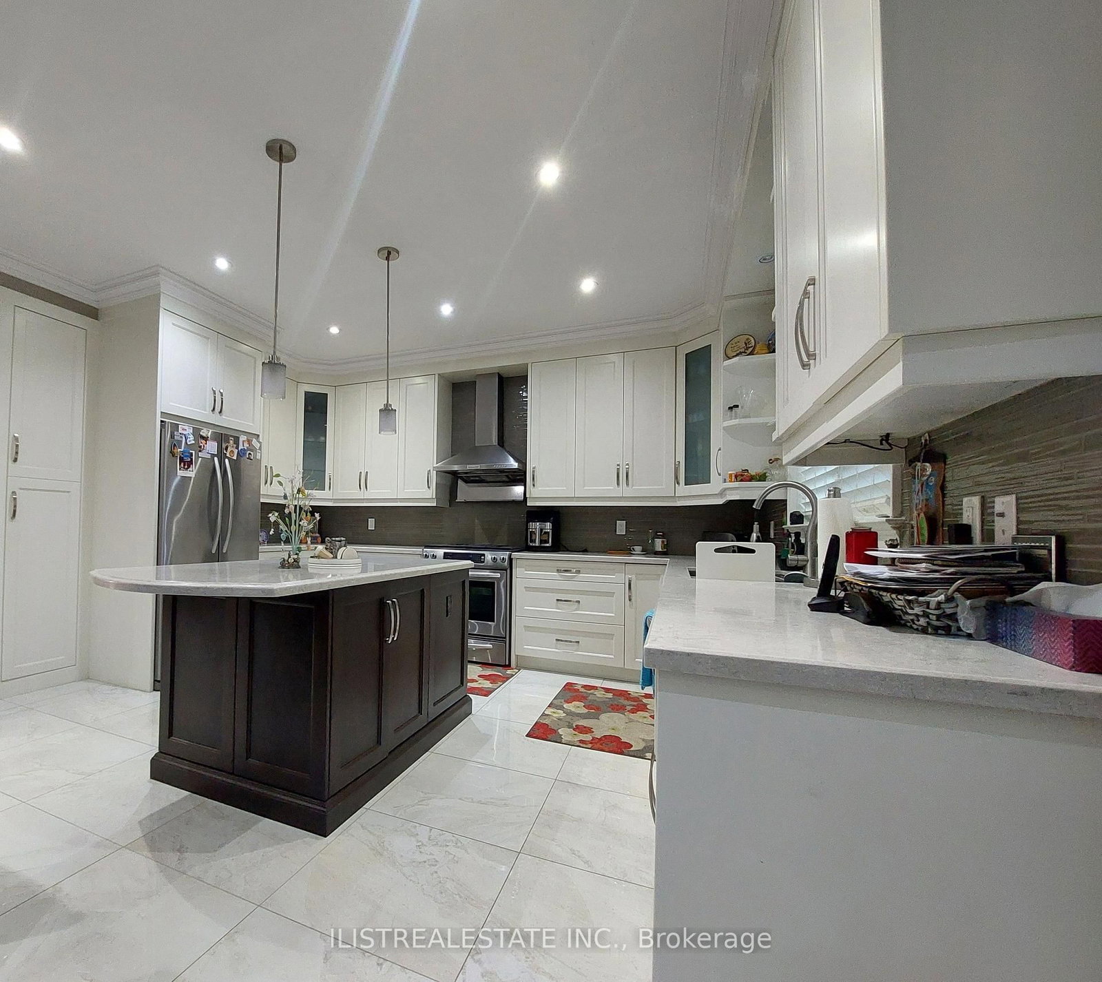 59 Princemere Crescent • Toronto, ON photo 9