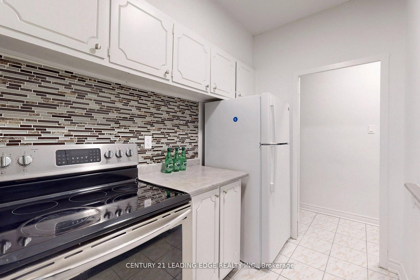 2245 E Eglinton Avenue • #1005 • Toronto, ON photo 20