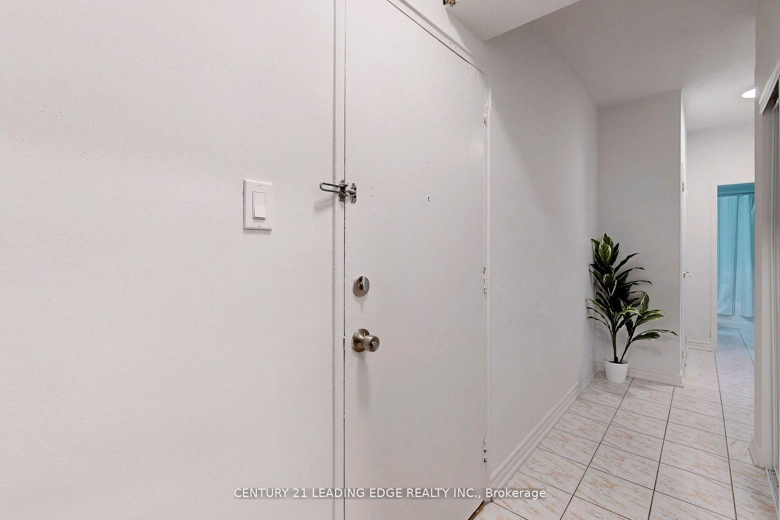 2245 E Eglinton Avenue • #1005 • Toronto, ON photo 34