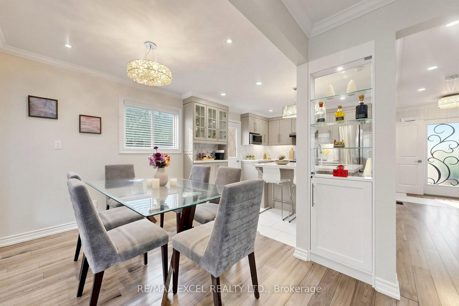 116 Glen Springs Drive • Toronto, ON photo 11