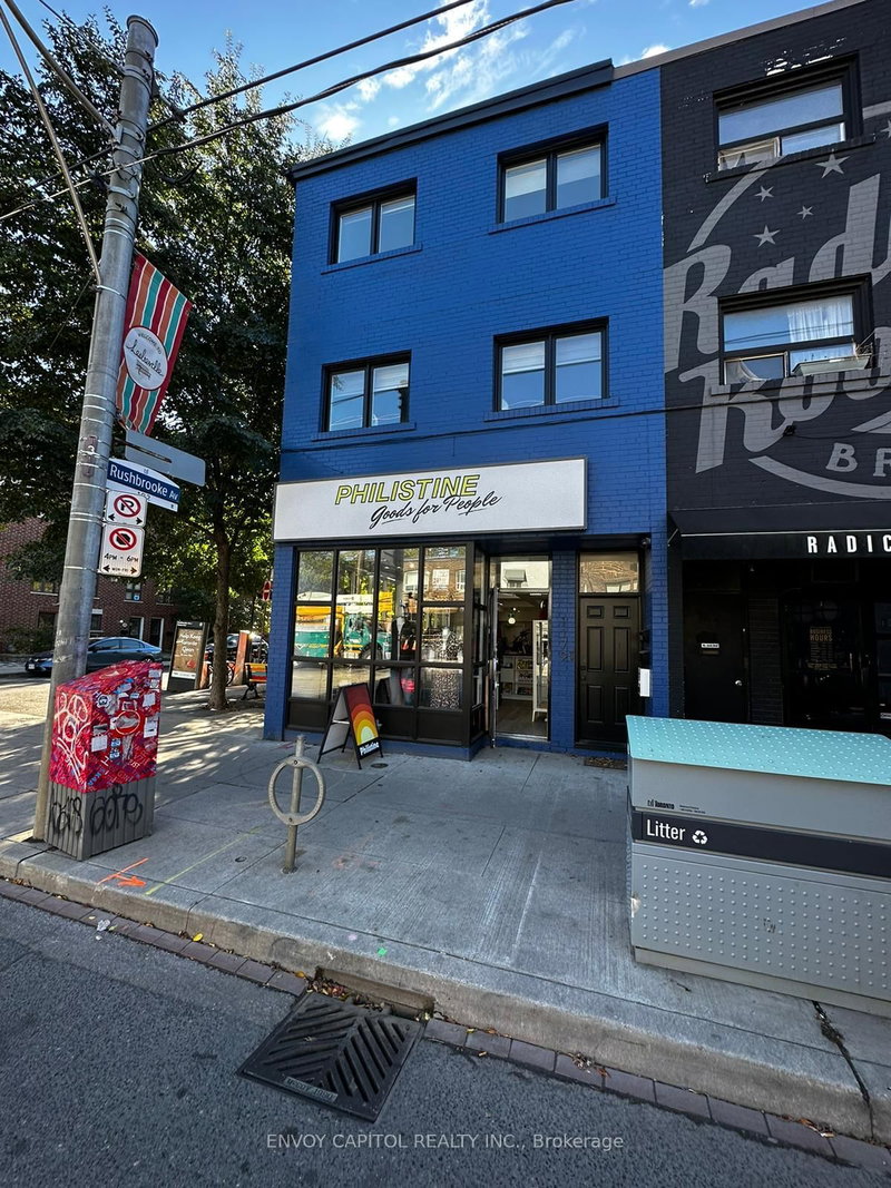 1179 Queen St E photo 2