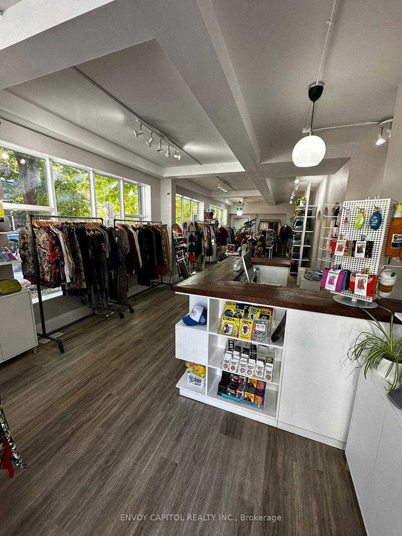 1179 Queen St E photo 3