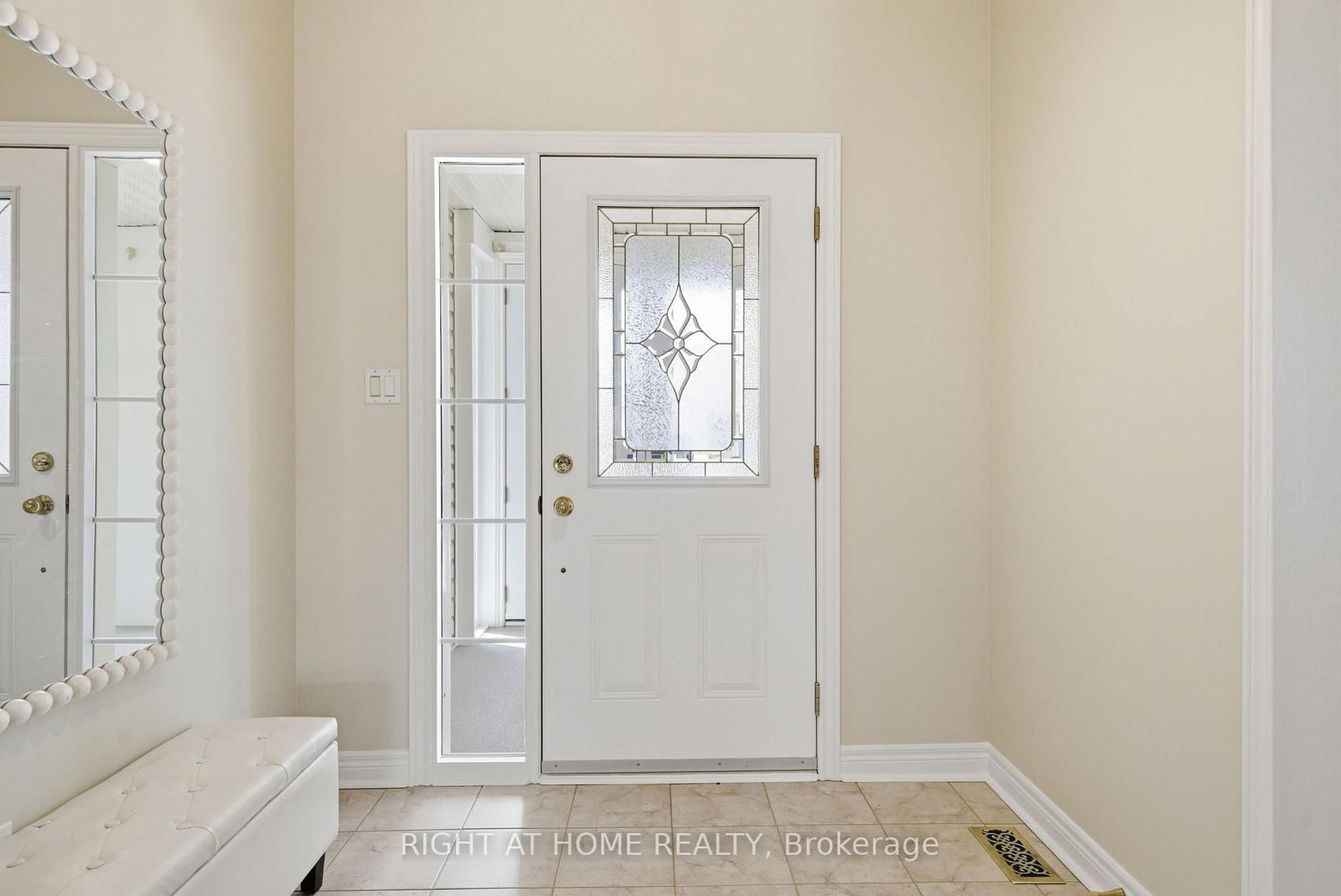 5 Park Place Lane • Clarington, ON photo 5