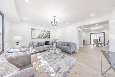 14 Grassmere Avenue • Oshawa, ON photo 4