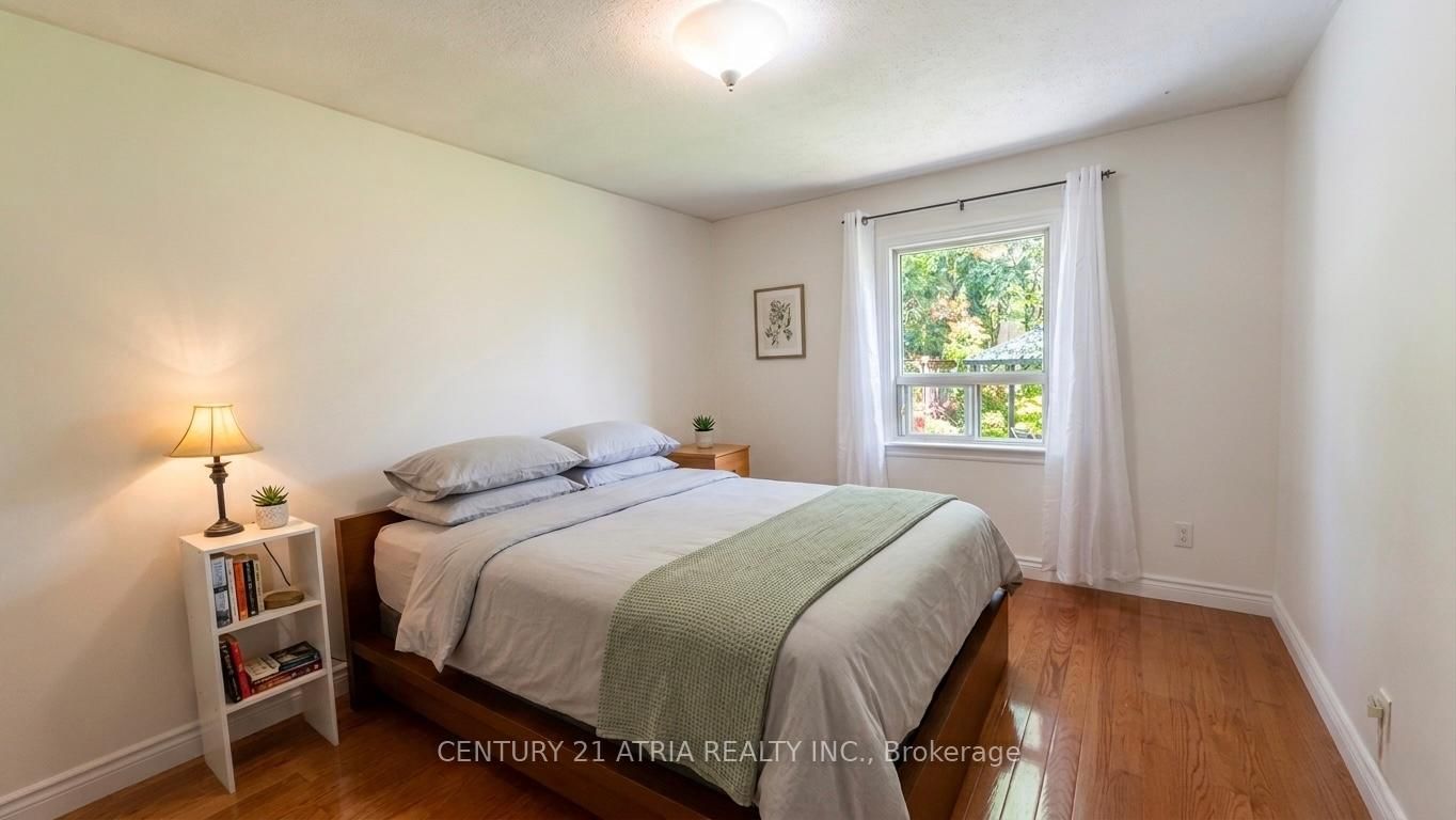 115 Ellington Drive • Toronto, ON photo 9