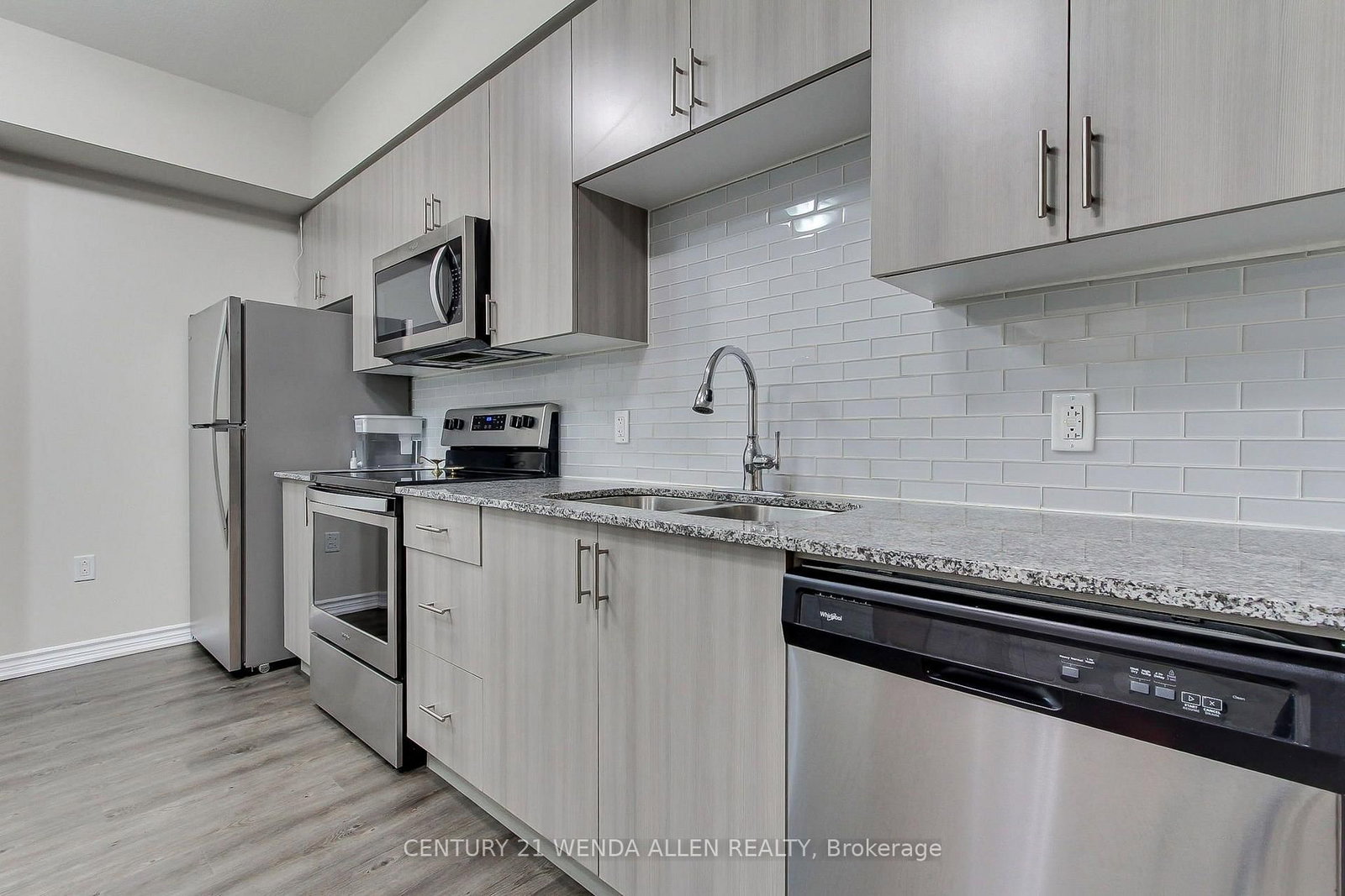 290 Liberty Street N • #420 • Clarington, ON photo 11