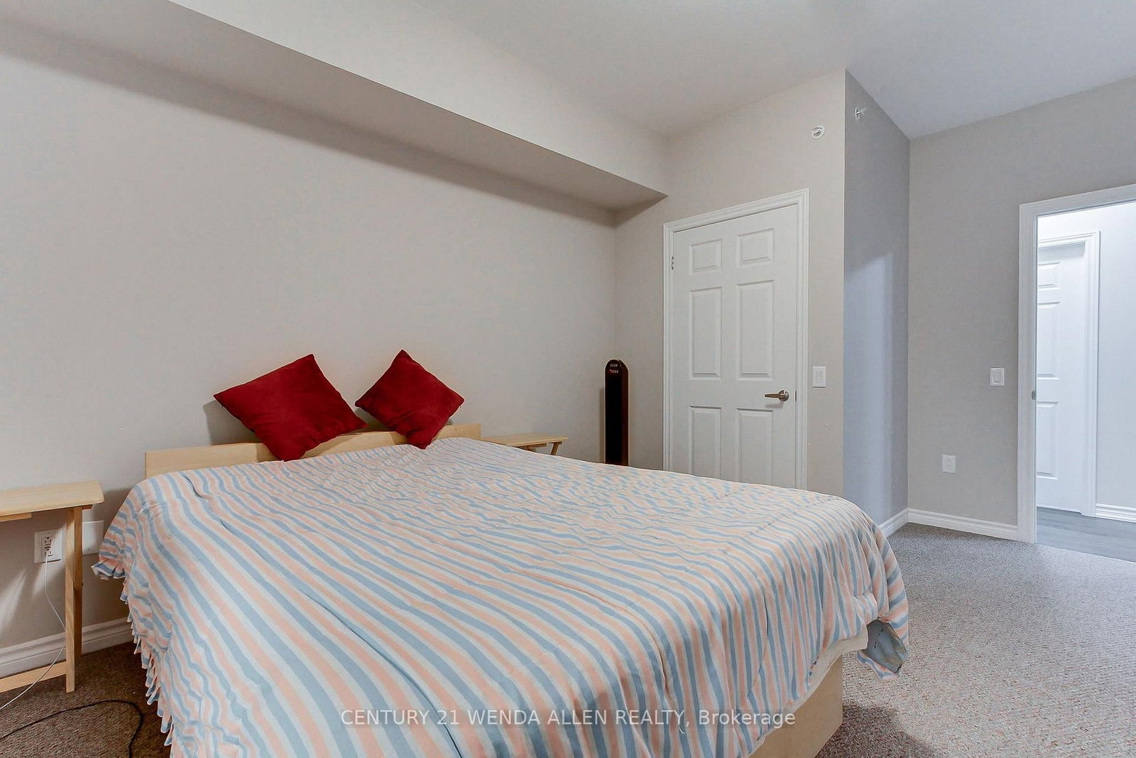 290 Liberty Street N • #420 • Clarington, ON photo 21