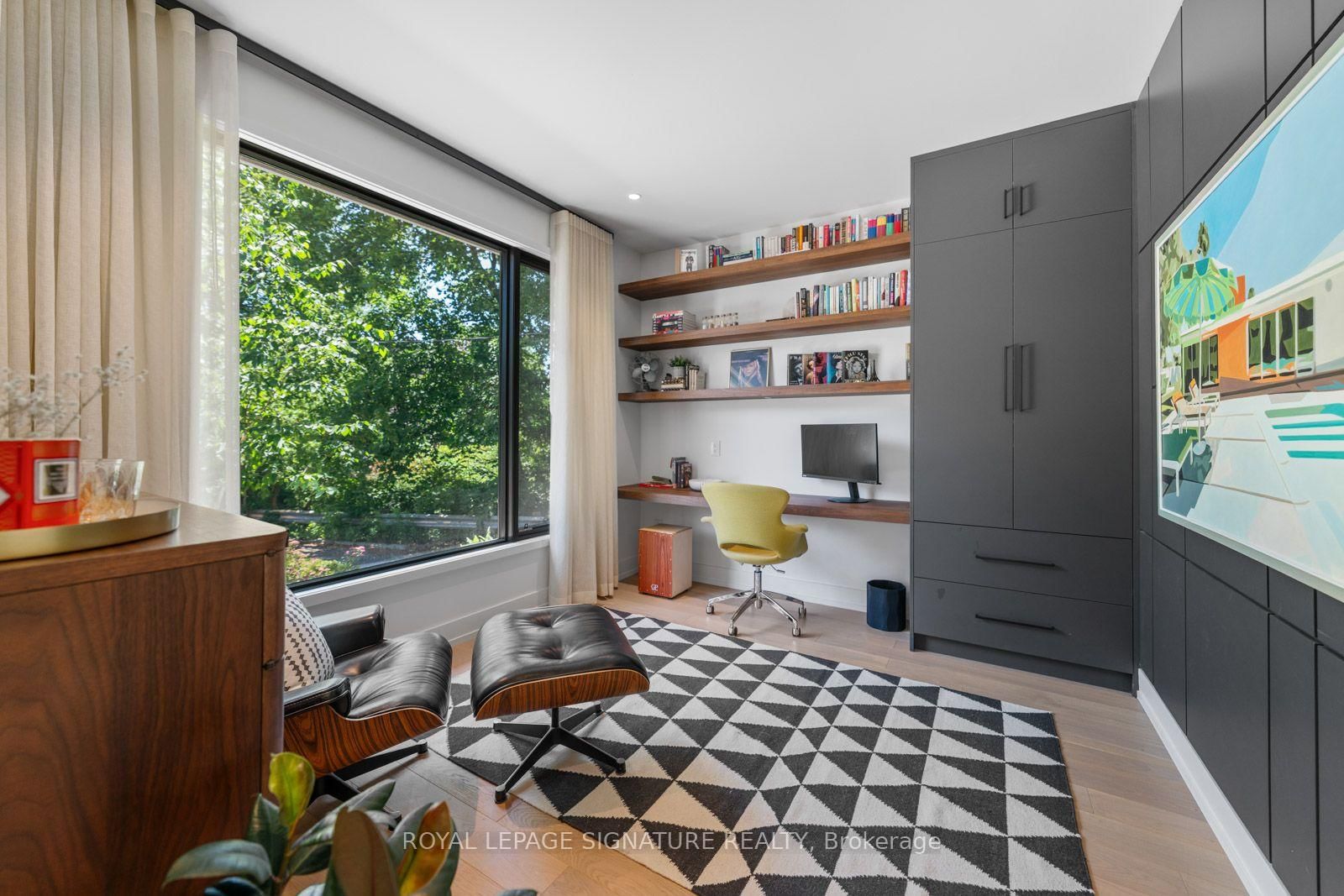 20 Duart Park Road • Toronto, ON photo 6