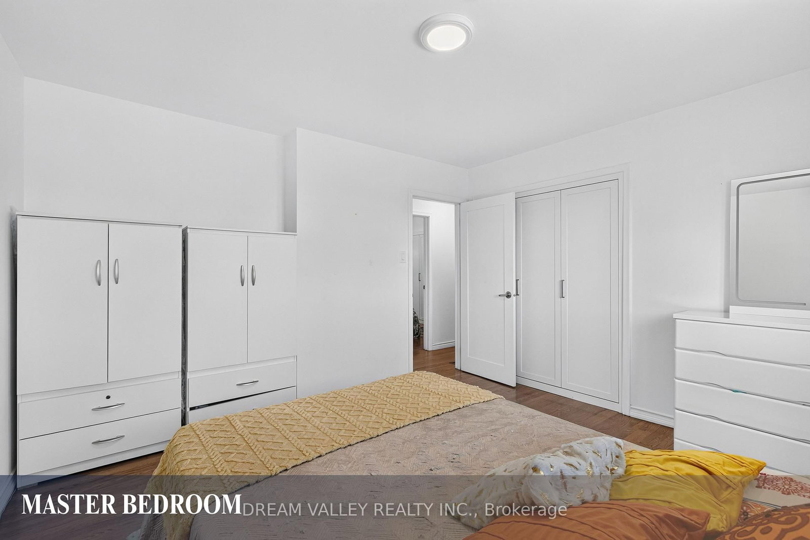 51 Sloley Road • Toronto, ON photo 17