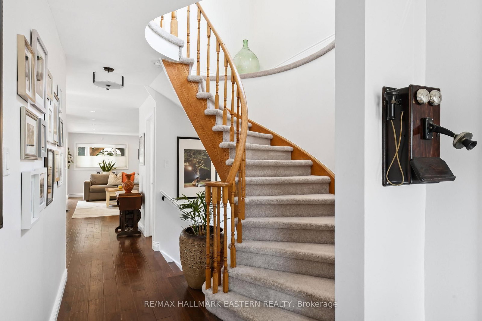 15 Ravenscroft Road • Ajax, ON photo 10