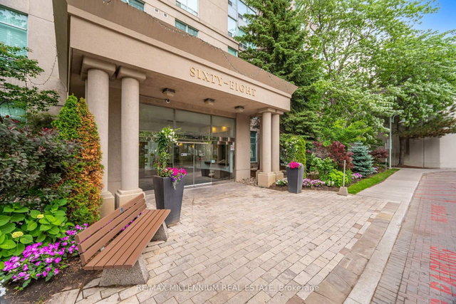 1532 - 68 Corporate Drive