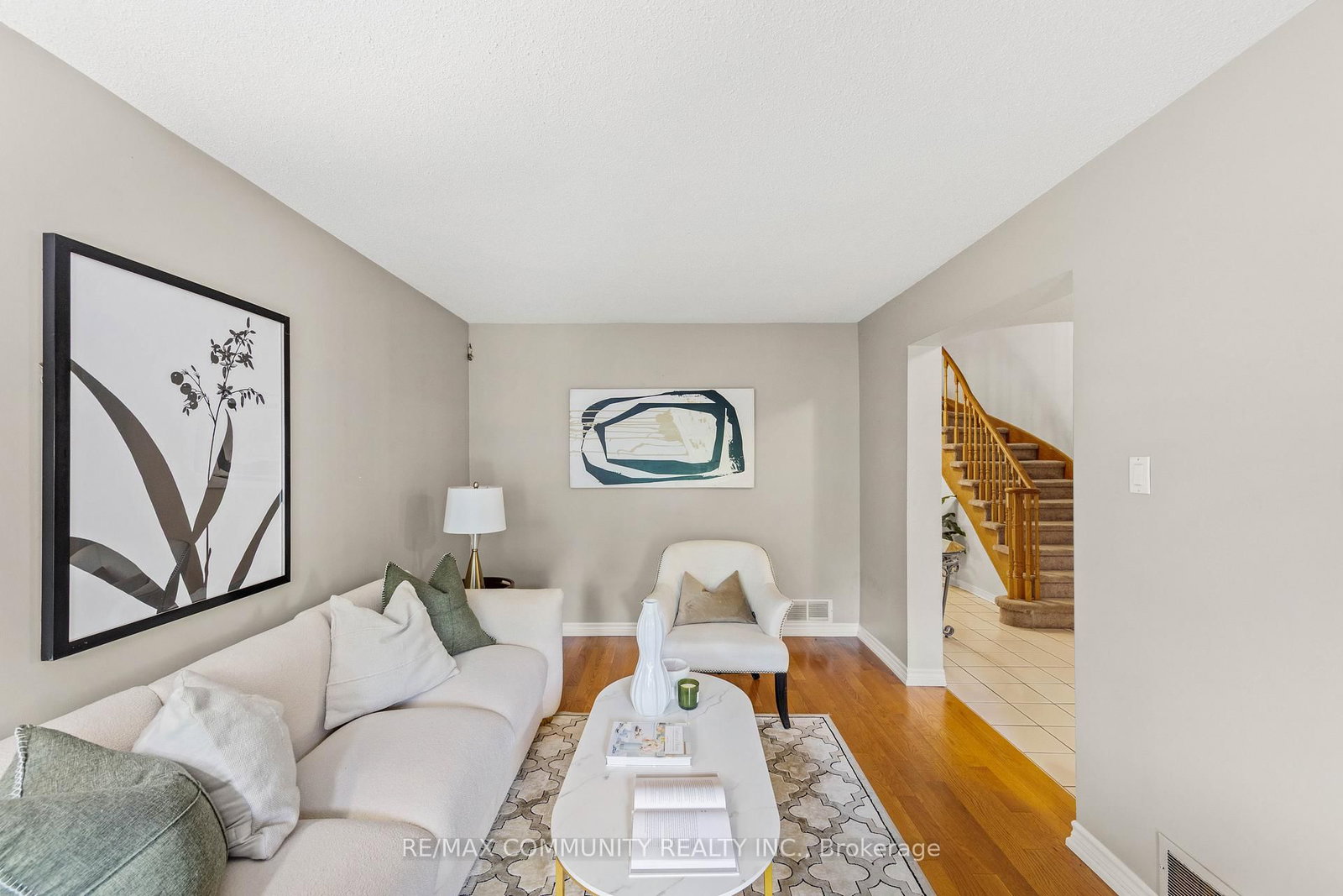 5 Plowman Drive • Ajax, ON photo 8