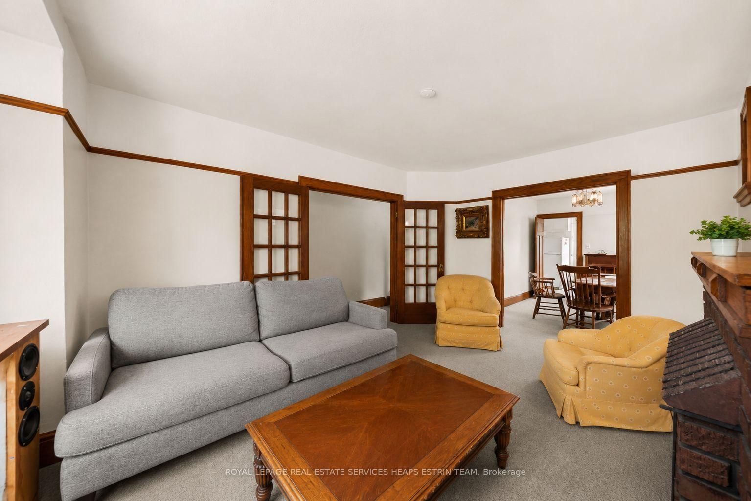 95 Caithness Avenue, Toronto, ON, photo 4