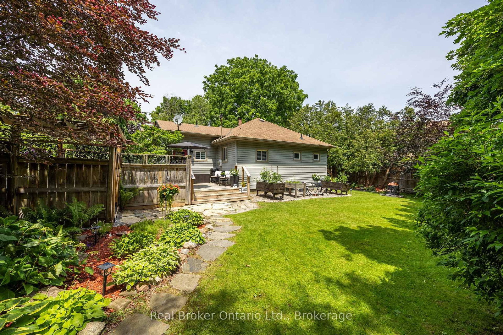 45 Centre Street • Clarington, ON photo 1