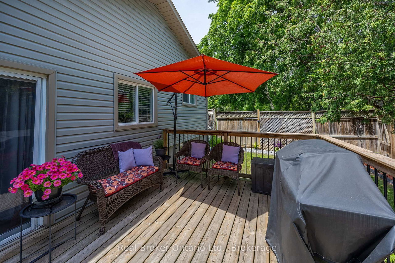 45 Centre Street • Clarington, ON photo 38