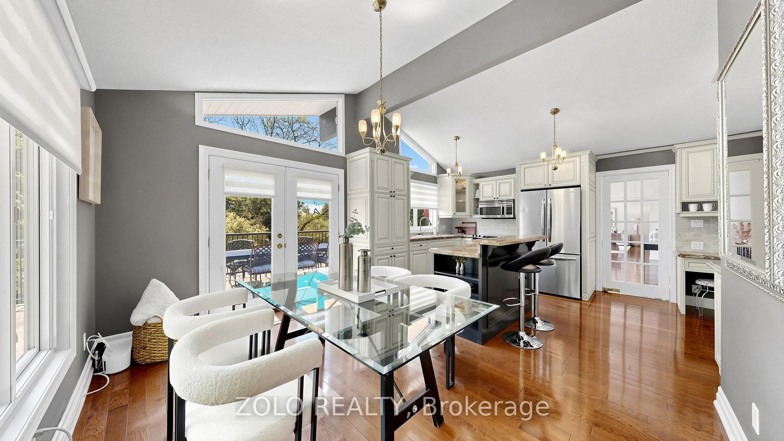 41 Meadowcliffe Drive • Toronto, ON photo 13