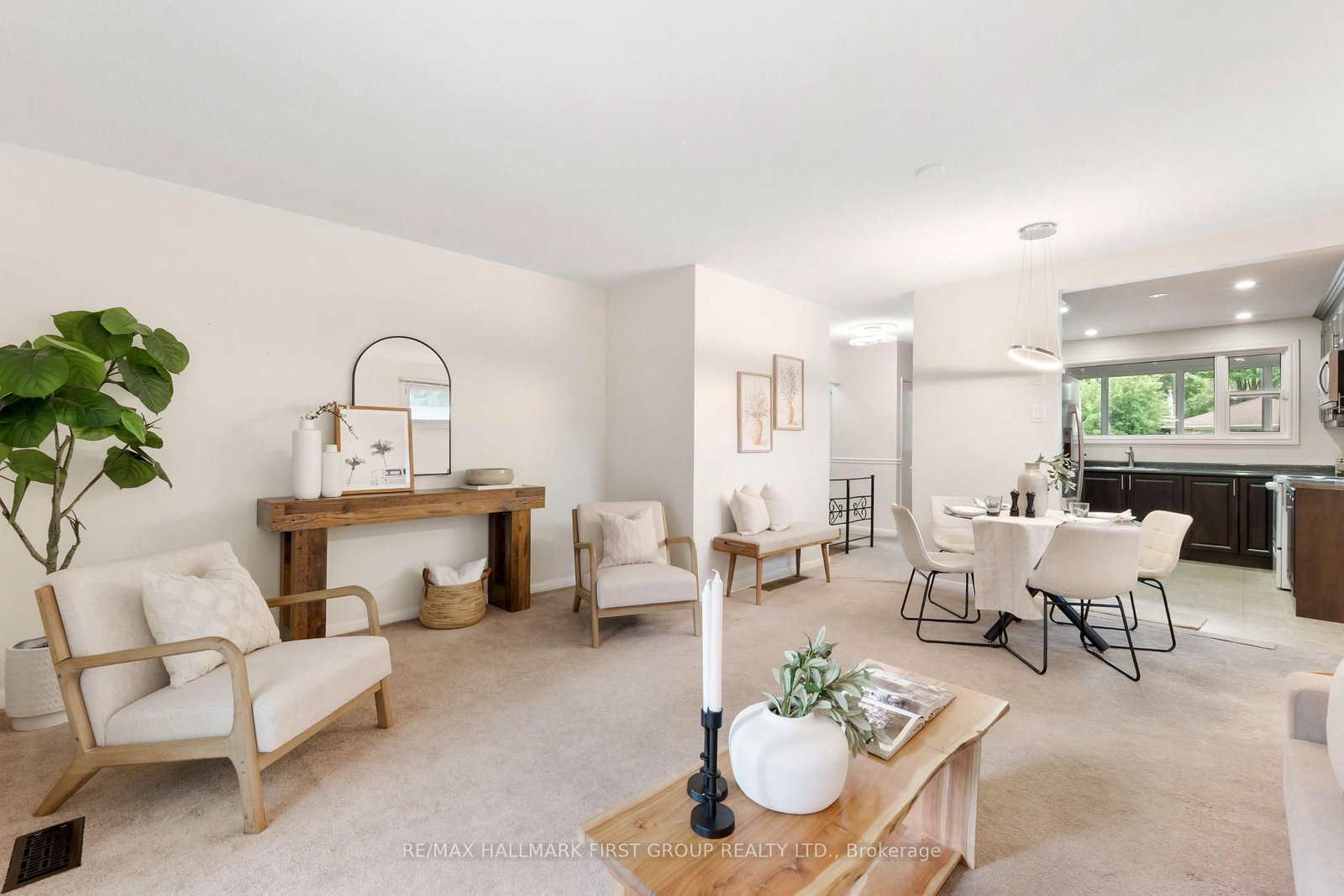 945 Donovan Crescent • Whitby, ON photo 6