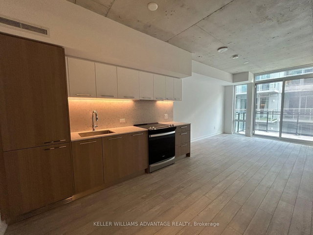 407 - 45 Baseball Place