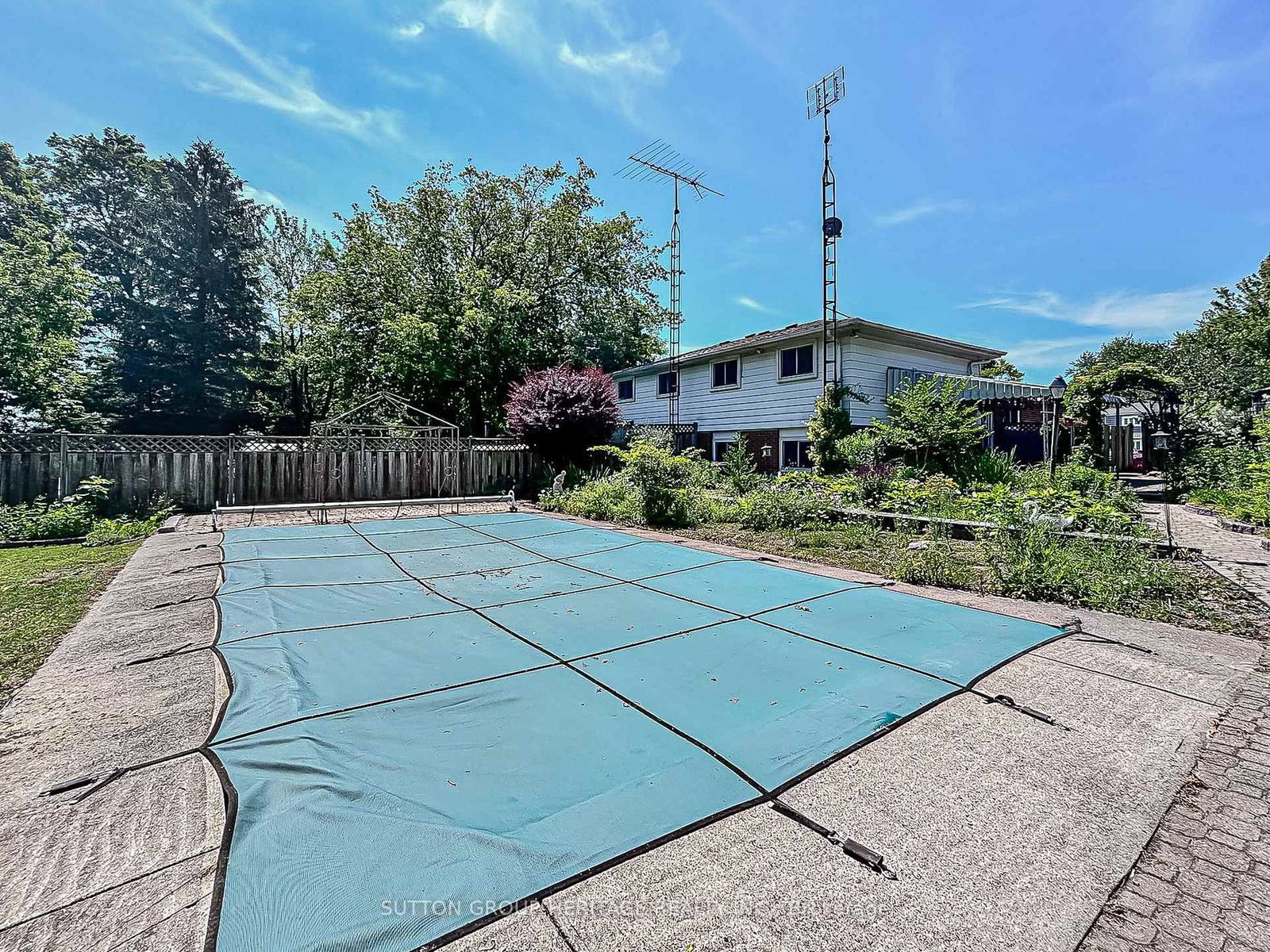 1113 Valley Court • Oshawa, ON photo 36