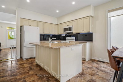 90 Erskine Drive — more photos