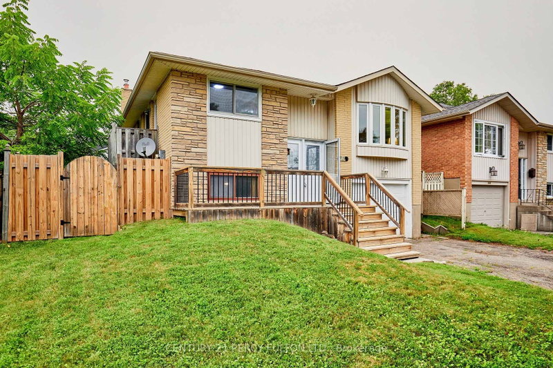 816 Carnaby Crescent