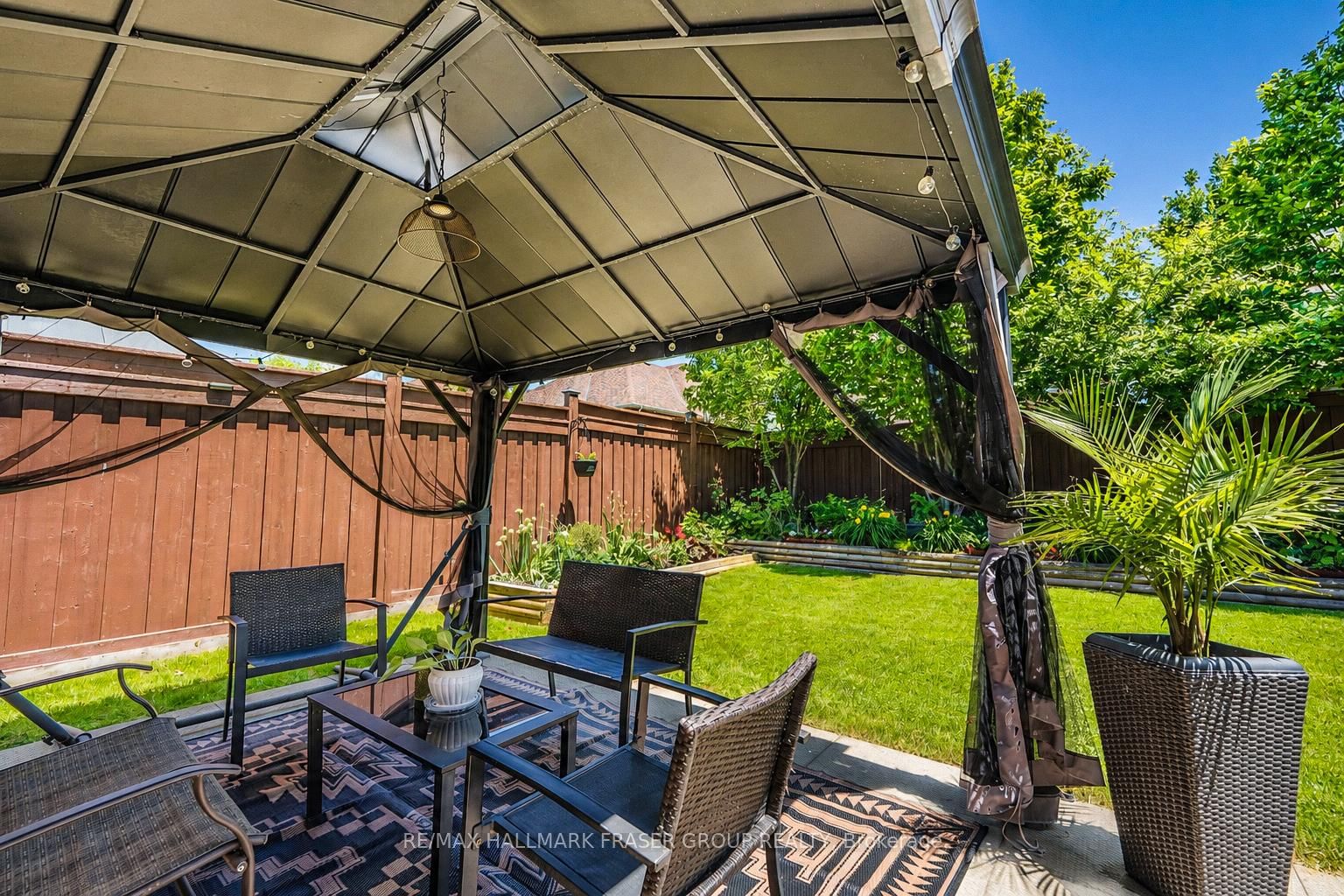 1571 Quail Run Drive • Oshawa, ON photo 38