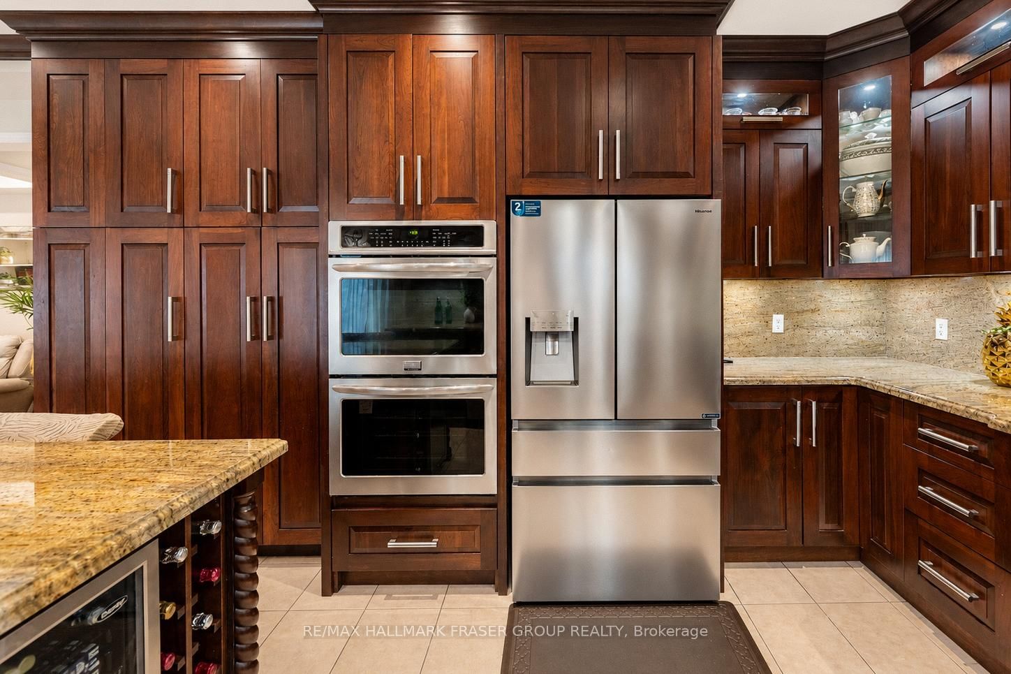 1571 Quail Run Drive • Oshawa, ON photo 5