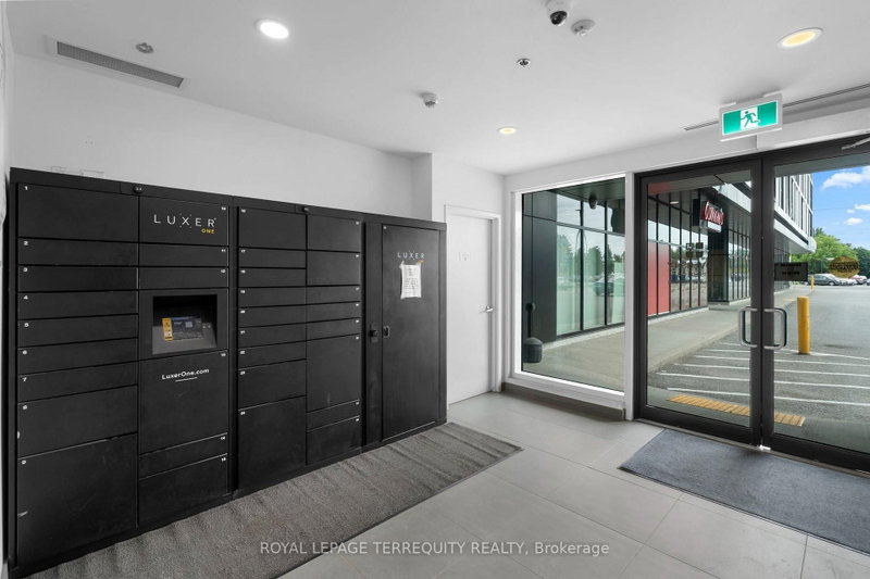 703 - 1900 Simcoe Street N